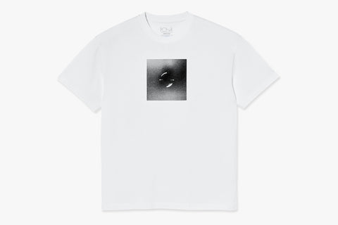 MAGNETIC FIELD TEE - White SU23