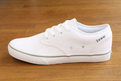 MONO - White