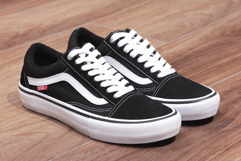 OLD SKOOL PRO  BLACK/WHITE